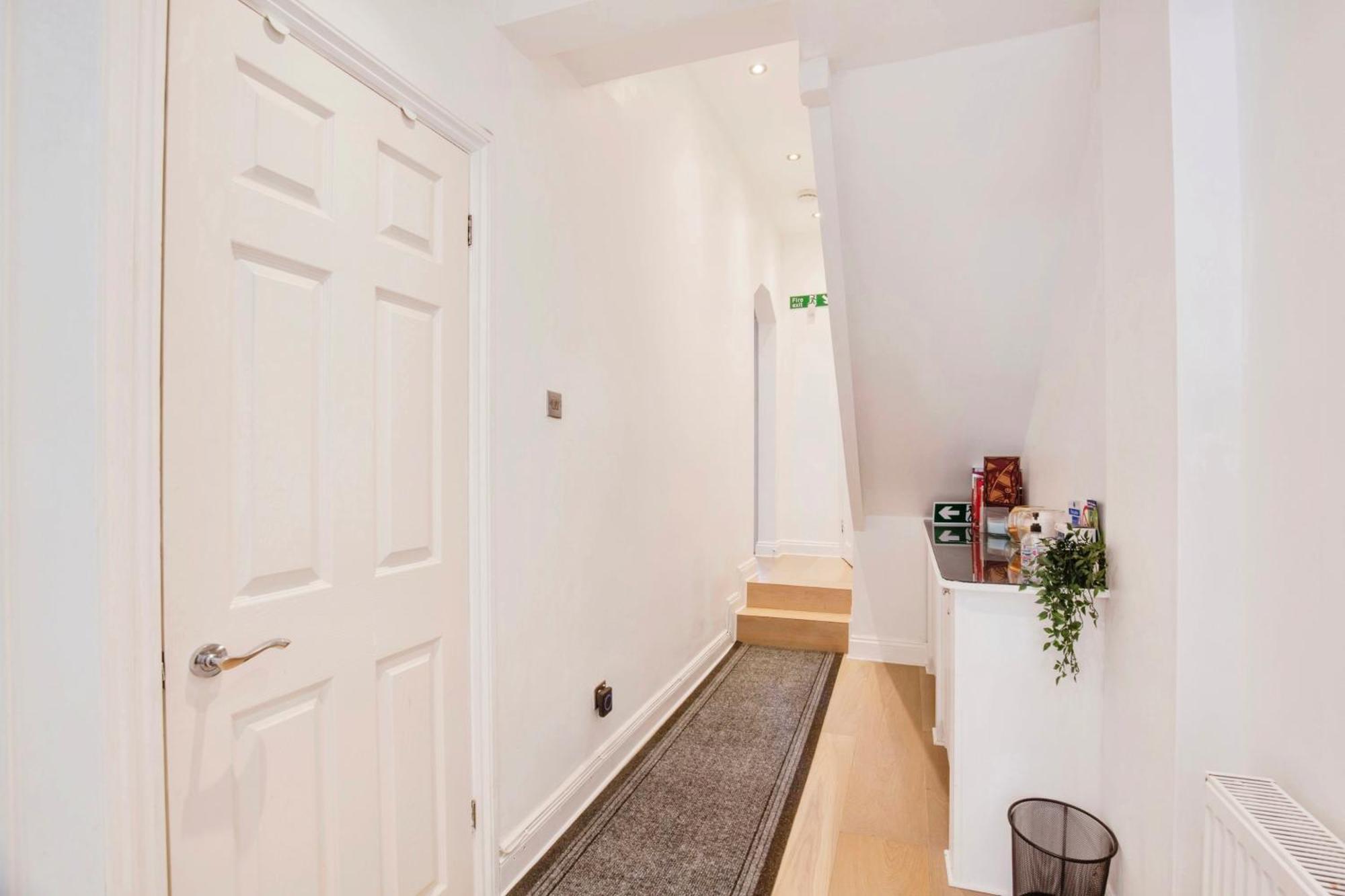 Lovely 2 Bedroom Ground Floor Flat With Garden. Londres Exterior foto